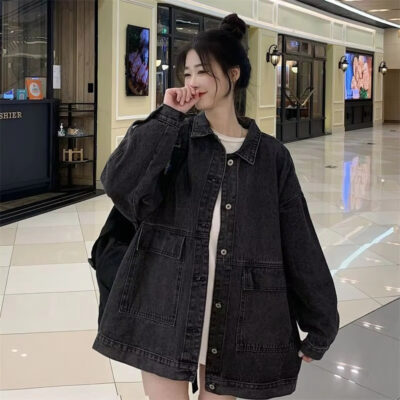 Vintage casual loose women’s jean jacket autumn supplier