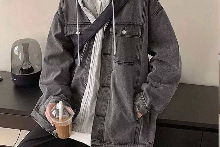 Casual hooded men’s jean jacket bulk supply