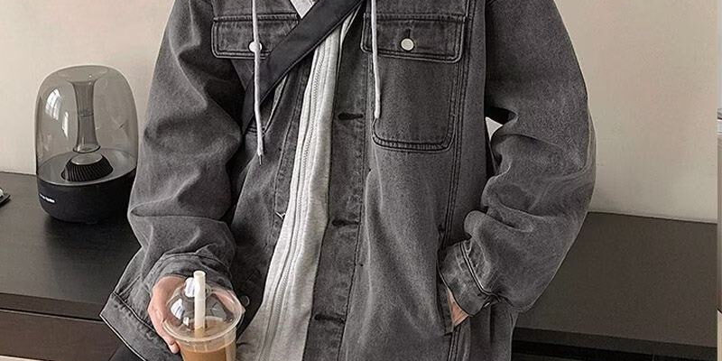 Casual hooded men’s jean jacket bulk supply