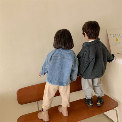 Loose long-sleeve kids jean jacket bulk supply