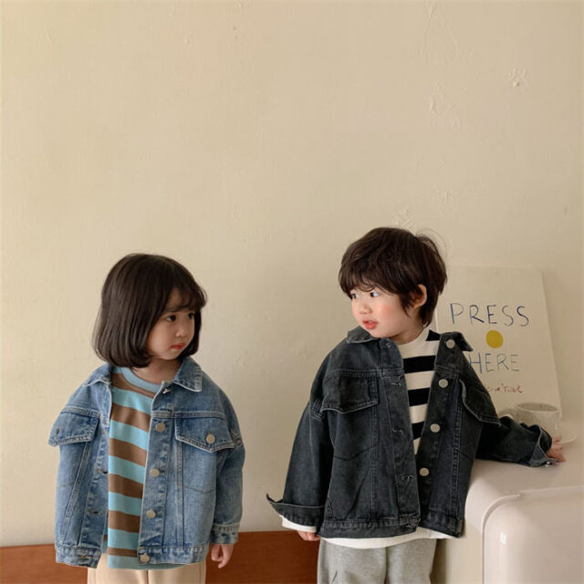Loose long-sleeve kids jean jacket bulk supply