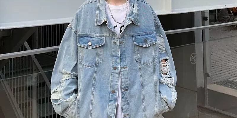 Trendy ripped oversized men’s jean jacket manufacturer supply