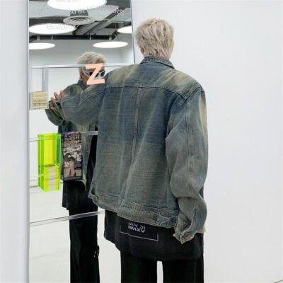 Loose vintage men’s jean jacket lapel stand collar supplier