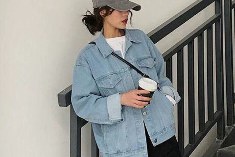 Vintage Korean oversized women’s jean jacket wholesale