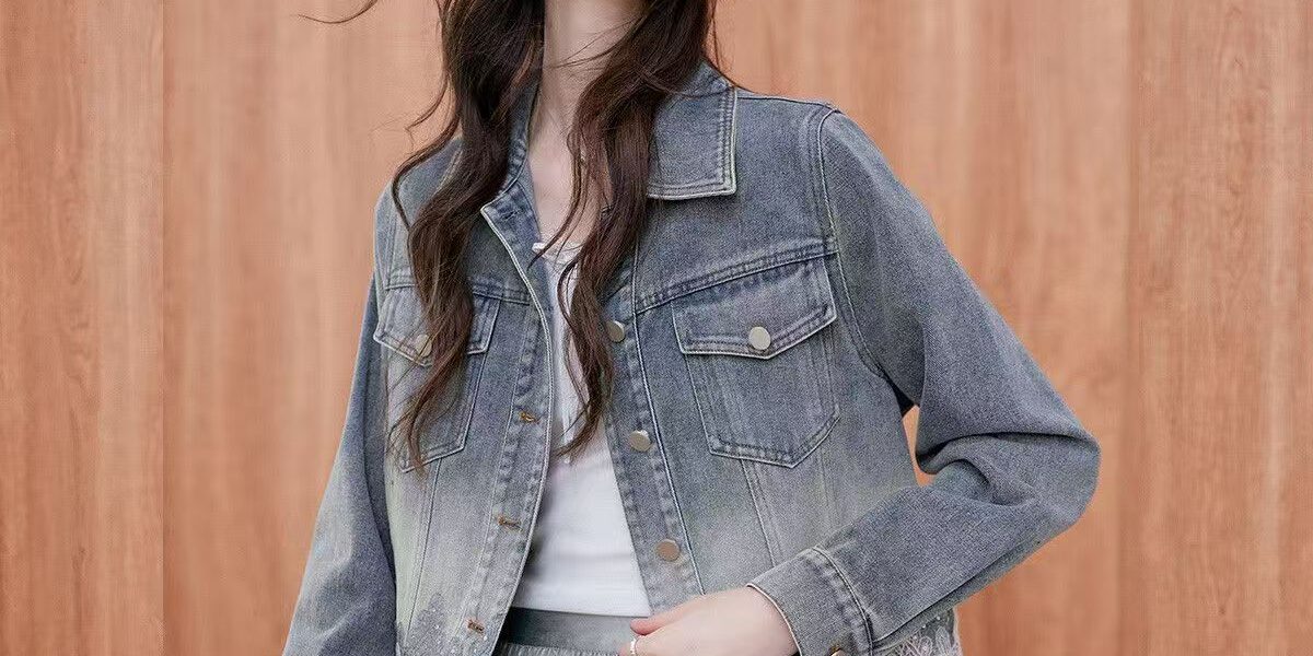 Autumn simple casual lace spliced turn-down collar women’s jean jacket denim coat