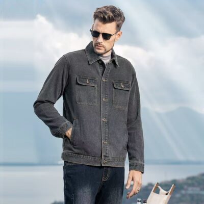 Vintage fashion turn-down collar casual men’s jean jacket denim coat