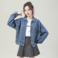 Korean style cropped women’s jean jacket with jacquard pockets